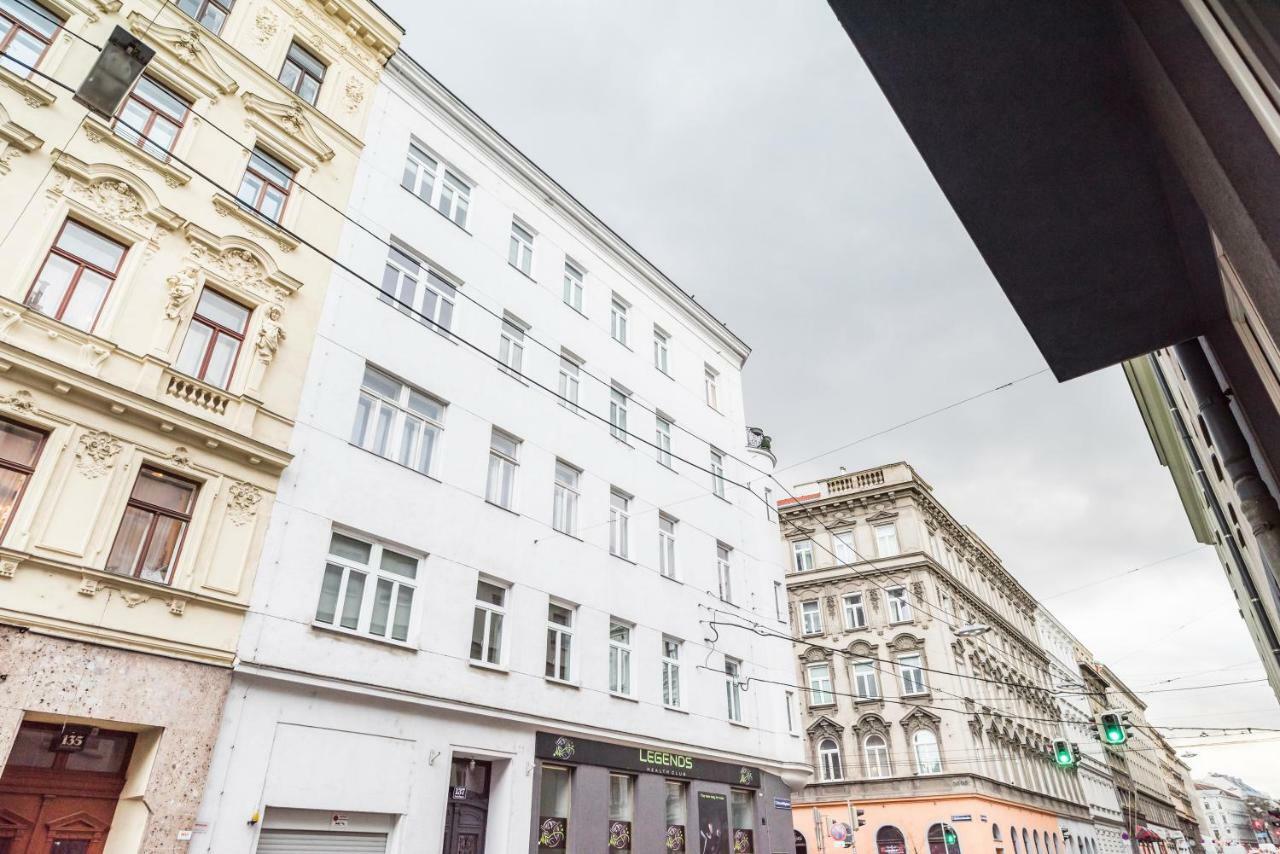 Appartamento Tiny Hideaway Vienna Esterno foto